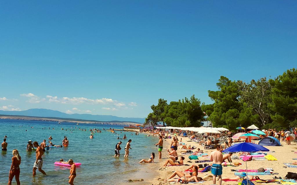 Apartments Ema Crikvenica Exterior foto